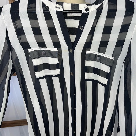 *CLEARANCE* BISOU BISOU black and white stripe sheer blouse - Picture 2 of 10